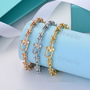 Bracelets de charme lettre T iff en gros 925argent designer Savi le même bracelet en forme de U de haute qualité chaîne de verrouillage texture en métal cadeaux en fer à cheval emballage original-1