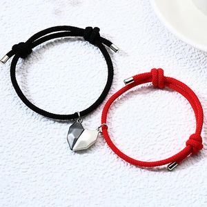 Les bracelets de charme aiment Love attirent les couples une paire d'hommes et de femmes cordes à main