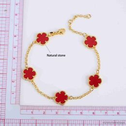 Pulseras con dijes encantador nuevo diseño de lujo pulsera de flores blancas naturales mujeres joyería exquisita de alta calidad creativa R230905