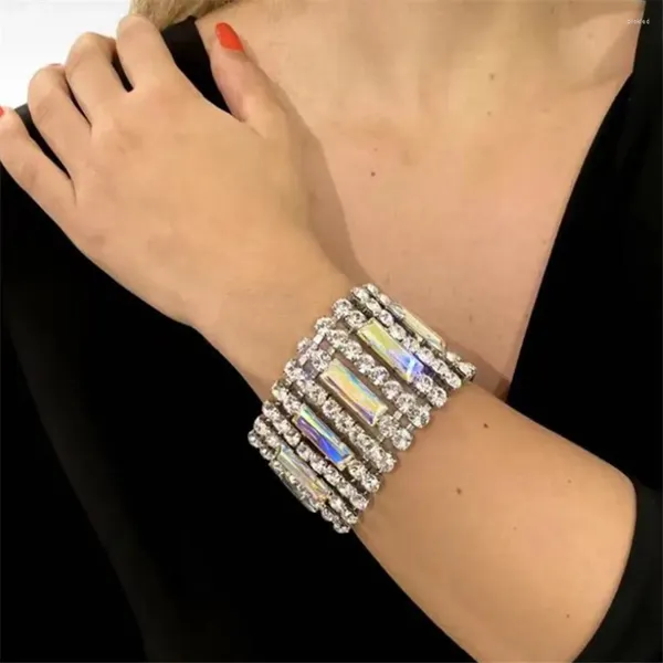 Pulseras de encanto de lujo Rhinestone Chunky Rectángulo Pulsera de mano Joyería de boda para mujeres Crystal Borla Geométrica Brazalete nupcial Regalo