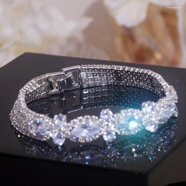 Bracelets de charme Luxe Brillant Strass Cristal Argent Plaqué Bracelet Pour Femmes 2023 Tendance Zircon Ouvert Bijoux De Mariage Anniversaire Gifs