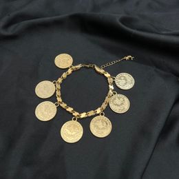 Charmarmbanden Mandi Zeven Ottomaanse totem muntarmband Hoge kwaliteit Turkse Arabisch Goldpolated nooit vervagende handgemaakt voor vrouwen 230821