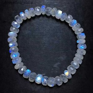 Charm Armbanden Natuurlijk Blauw Licht Maansteen Heldere Kralen 6.5mm Vrouwen Maansteen Stretch Kristalheldere Ronde Kralen AAAAA L240319