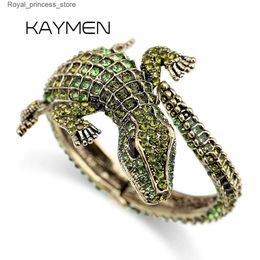 Bracelets de charme Nouvelle mode Style Animal rétro Bracelet Crocodile Antique plaqué or tous les strass Bracelet de manchette bijoux 4 couleurs Q240321