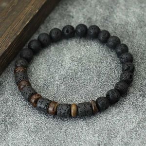 Bracelets de charme Bracelet en bois masculin Bracelet Natural Volcanic Rock Stone Braslet Prime faite à la main Meditation Braclet Pulsera Madera Hombre Joias Y240510