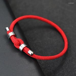 Bracelets de charme Bracelet de fil rouge chanceux pour les hommes Chaîne de cordon réglable en acier inoxydable non basé Pulsera Roja de Proteccion