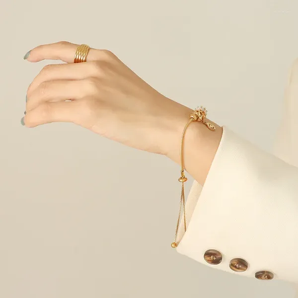 Bracelets de charme Bracelet personnalisé Mode Femme Bijoux en acier inoxydable Exquis Party Girl Accessoires