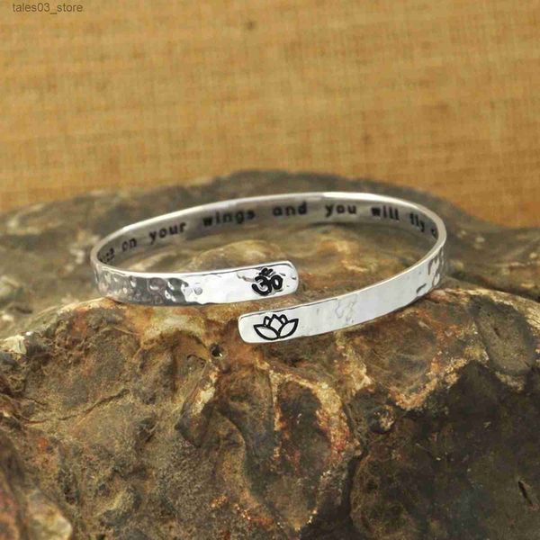 Pulseras con dijes Pulsera de yoga personalizada Brazalete Brazalete Joyería religiosa Brazalete de suerte para mujeres Hombres OM Ohm Aum Brazalete Brazalete de flor de loto Q231025