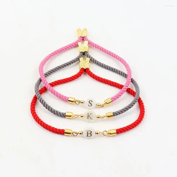 Bracelets de charme Rose réglable tressé corde matériel doux style romantique haute qualité sens coquille anglais lettre filles bracelet