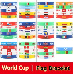 Bracelets de charme Qatar 2022 Coupe du monde Bracelet en silicone Espagne USA FR Brazil Union Jack Bracelet Football CONDION CONDION6693568