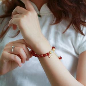 Bedelarmbanden Rode Bonen Kristallen Armband Retro Chinese Stijl Elegante Perzikbloesem Kwastje Elastische Bangle Vrouwelijk