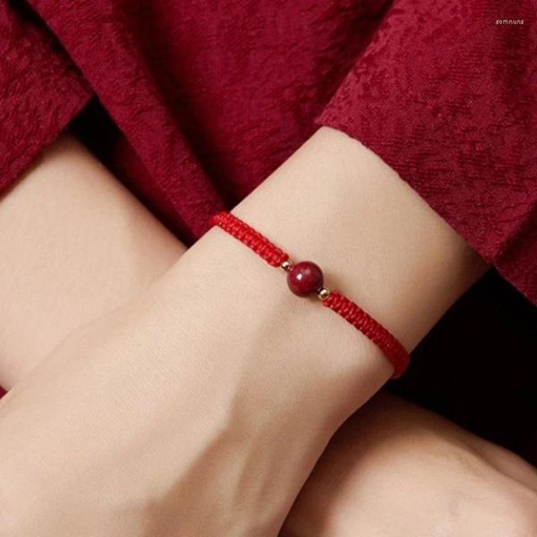 Pulseras de encanto Retro Estilo chino Año del zodiaco Cuerda roja Pulsera de cuentas de la suerte para las mujeres Cuerda de cinabrio trenzada hecha a mano