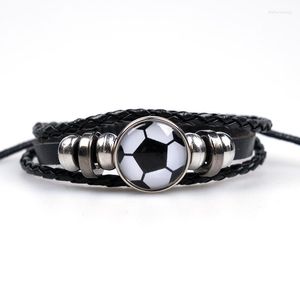 Bracelets porte-bonheur rétro Football perlé en cuir fait à la main multicouche pour hommes personnalité créative fil de cire tissé Bracelet en gros