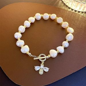 Bracelets de charme strass Zircon perle abeille en forme de T boucle bracelet européen et américain Ins élégant pour les femmes