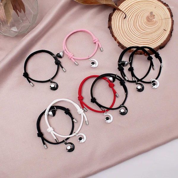 Pulseras de encanto pareja romántica para amantes Lindo bloqueo de astronautas y llave Braclet Heart Magnet a juego Braslet Birthday Gift Wife