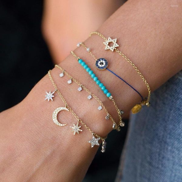 Pulseras con dijes Promoción de venta Pulsera de cadena Brazalete para mujer Regalo de niña Diseño de Navidad Cz Pavimentado Luna Estrella Color oro Joyería encantadora