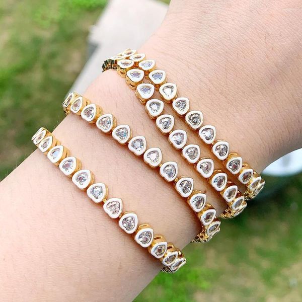 Pulseras de encanto Venta de chapado en oro Micro Pave Clear CZ Esmalte blanco Bisel en forma de corazón Pulsera de cadena de tenis para mujer Moda