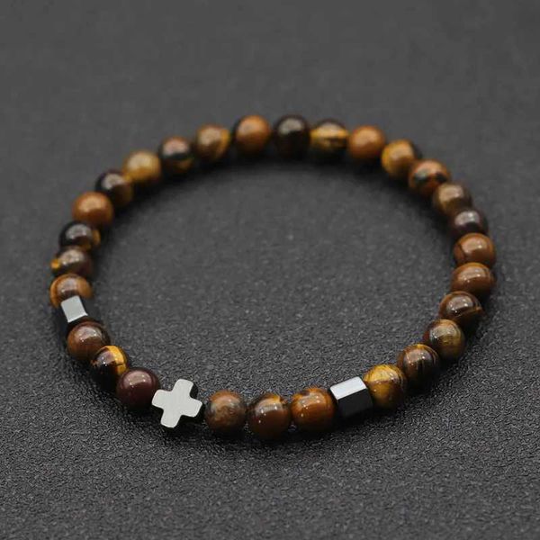 Bracelets de charme Men de style simple bracelet croix 6 mm Natural Red Howlite Lava Tiger Eyes Braslet Hematite Stone Strand Braclet Pulseria Hombre Y240510