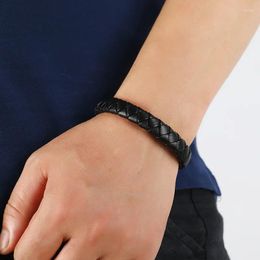 Charm Armbanden SIZZZ Mannelijke Armband Roestvrij Staal Magnetische Sluiting Multi-layer Leer Voor Mannen Punk Sieraden Pulsera Hombre