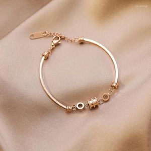 Bracelets porte-bonheur Bracelet en acier inoxydable pour femme petite amie cadeau bijoux de mode simples en gros