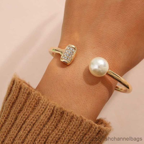 Pulseras de encanto Summer Simple Pearl Pearl Woman Personalidad Fashion Gold Color Bracelet Joya de boda Regalo de cumpleaños R230905