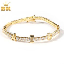 Bedelarmbanden THE BLING KING Aangepaste naam Letter m Tenniskettingarmband Iced Out Kleurrijk Zirkonia DIY Hiphop Sieraden Voor Cadeau 231128