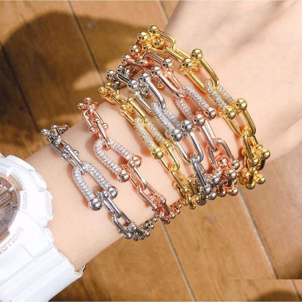 Bracelets à breloques Tiff Designer Bracelet en forme de U Joint Surround Chain incrusté de diamant Vintage Metal Texture Horseshoe Shaped Girl Dh96X