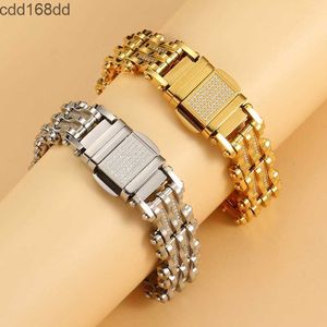 Bracelets de charme bracelets en acier titane chaînes de moto personnalité hip hop punk masque cnc ornements en diamant de haute qualité de haute qualité réel bijoux en or cadeauw