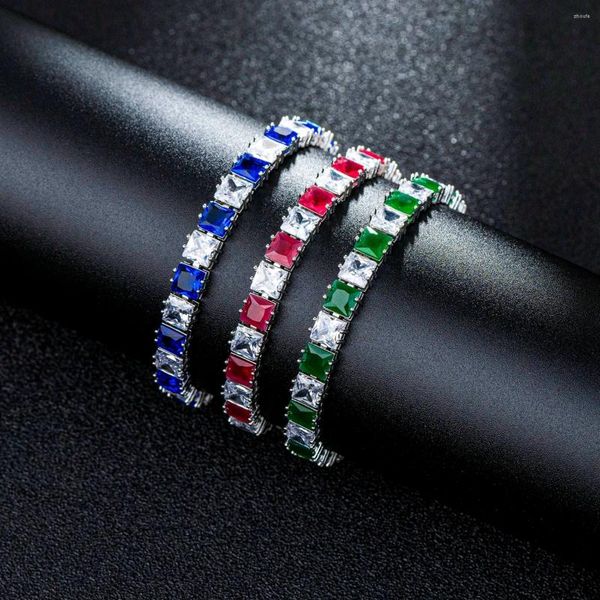Bracelets de charme Tendance Zircone Cubique Carré Plein Diamant Bracelet Personnalité Féminine Rétro Tempérament Fabricants Supportent En Gros