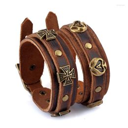 Bedelarmbanden Vintage Design Bracelet Woman Pols Aantal Bangle voor verjaardagscadeaus Dagelijkse normale accessoires Sieraden Echte lederen band