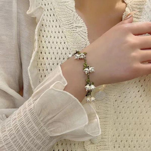 Bracelets de charme Vintage Design français Mori Lily de la vallée Bracelet de perles bijoux faits à la main série forêt de mode pour les femmes