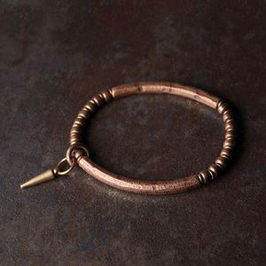Bracelets de charme Viking entier martelé bracelet en cuivre pur rétro traité oxydé Street Rock Style métal Vajar unisexe hommes femmes cadeau bijoux 230907