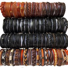Bracelets de charme bracelet en gros aléatoire 50pcs / lot bracelets en cuir masculin bangs ethniques tressées enveloppe pour femmes hommes cadeaux