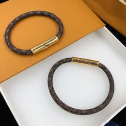 Bracelets de charme avec boîte femmes hommes bracelets en cuir marron vieille fleur lettre amant bracelet à breloques bracelet couleur or bijoux accessoires 17/19 CM Options