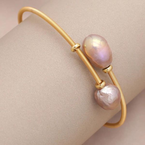 Bracelets de charme Femmes Bracelet de perles Bague en cuivre doré réglable Deux perles de riz naturelles violettes pour cadeau de bijoux