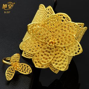 Bedelarmbanden Xuhuang Dubai bloemvorm vergulde gouden armbanden met ring Indiase Arabische sieraden Nigeriaanse bruidsfeestjes geschenken 230511