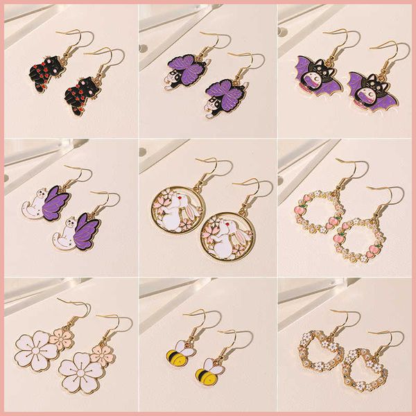 Charm Cartoon Black Cats Wings Pendientes colgantes de aleación Rabbit Bee Pearl Garland Eardrop Lovely Female Jewelry Accesorios Regalo para niña Z0323