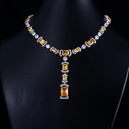 Breloque clair meilleure qualité brillant cristal Zircon boucles d'oreilles et collier ensemble de bijoux de mariée accessoires de robe de mariée