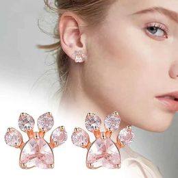 Charm Creative Footprint Pink Crystal Zirkon Stud oorbellen voor vrouw bruiloft sieraden geschenk schattig rosé goud kleur kleine kat klauw oorbellen y240423