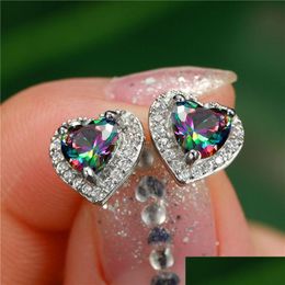 Charm Cubique Zircon Coeur Boucles D'oreilles Amour Rouge Vert Violet Cristal Boucles D'oreilles Goujons Pour Femmes Bijoux De Mode Will Et Sandy Drop De Dh8Fy