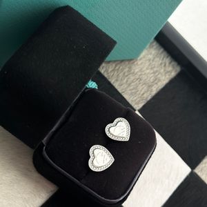 Boucles d'oreilles de créateur de charme, Design de luxe, boucles d'oreilles en diamant en forme de cœur, bijoux fins à la mode, cadeau avec boîte originale