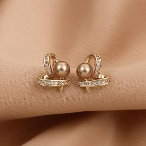 Boucles d'oreilles pendantes en alliage de luxe léger, bijoux de créateur, boucles d'oreilles en perles en forme de pêche