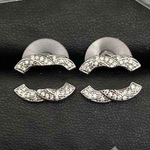 Charm Diamond Letter Earrigns Designer Studs Women oorbellen koper 925 SILVER EARRING PEAlLRUM Wedding Party Geschenken Sieraden Accessoire