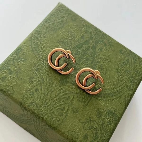 Pendientes con dijes de diseñador Pendientes clásicos con letras de oro de 14 quilates con caja con sellos Diseñador retro para joyería de regalo de cumpleaños para fiesta de bodas para mujer