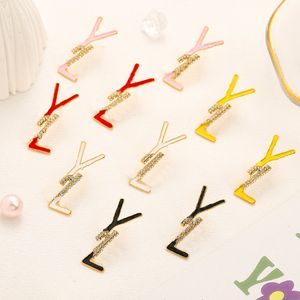 Bedel oorbellen Designer Letter met correct merk 18 K goud Liefde sieraden 2023 Vintage Dames Geschenk Stud Zomer Reizen Verjaardag Charme oorbellen