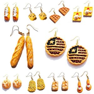 Boucles d'oreilles à breloques pour femmes goutte de résine faites sur commande jolies filles boucle d'oreille drôle pain baguette gâteau biscuits pour cadeau à la main