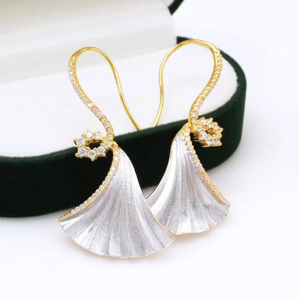 Pendientes de hoja de Ginkgo mate en tono dorado con dije, pendiente de gota renacentista de plata esterlina, joyería fina para boda natural C11e4s25450