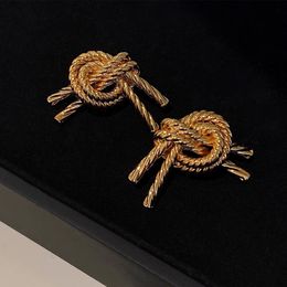 Charme Japon Korea Géométrique Irrégulet Stud Oreille à oreilles Gold Plat Coupeaux Oreau Bijoux Wed Party Gifs Retro Accessoires 230901