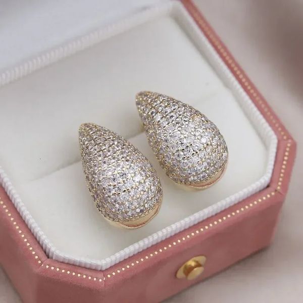 Bijoux de mode design coréen de charme plaqué or 14 carats boucles d'oreilles goutte d'eau de luxe en zircon accessoires de fête de mariage pour femmes élégantes 231206