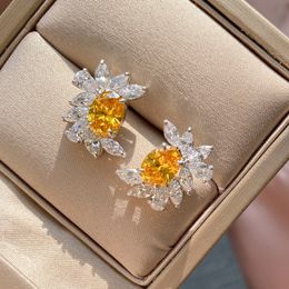 Charm Lady Moissanite Diamond Stud Earring 100% echte Sterling Sier Jewelry Promise Wedding Earrings For Women Bridal